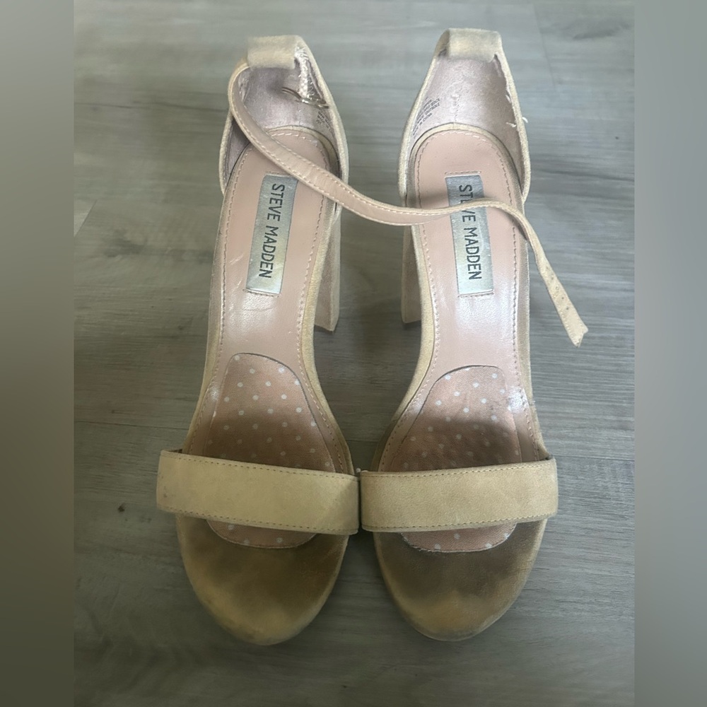 Steve Madden Carrson Nude Suede block heel